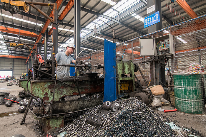 安康网架配件车间